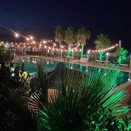 Villaggio Turistico La Baia Degli Angeli Margherita Di Savoia Luaran gambar
