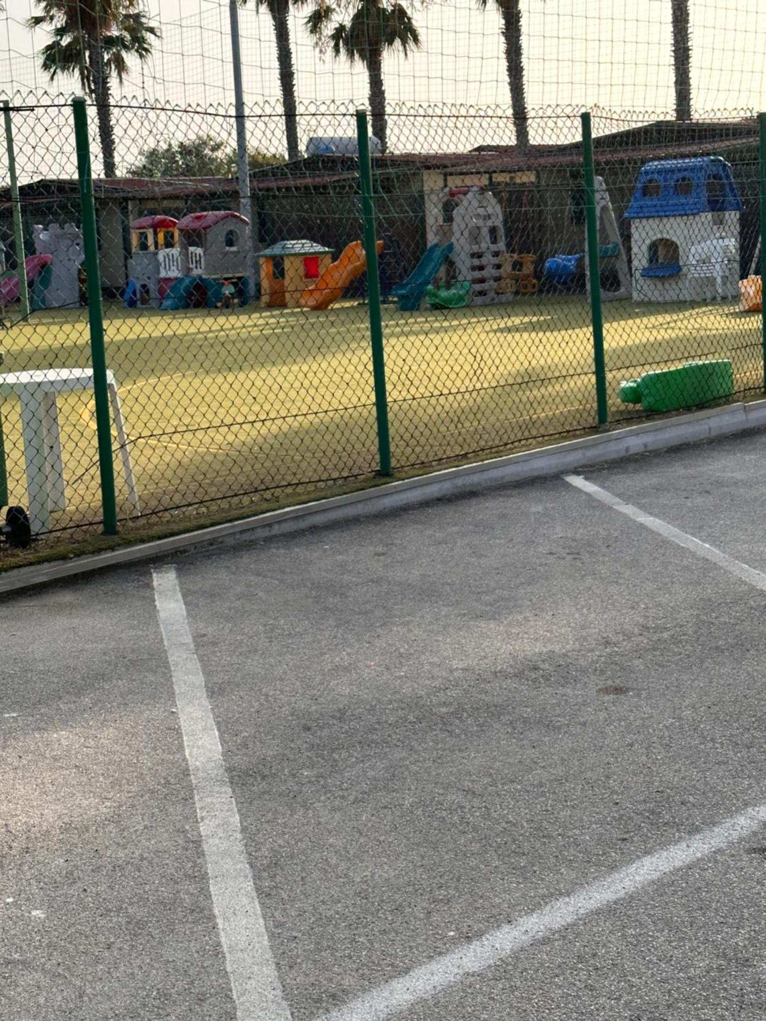 Villaggio Turistico La Baia Degli Angeli Margherita Di Savoia Luaran gambar