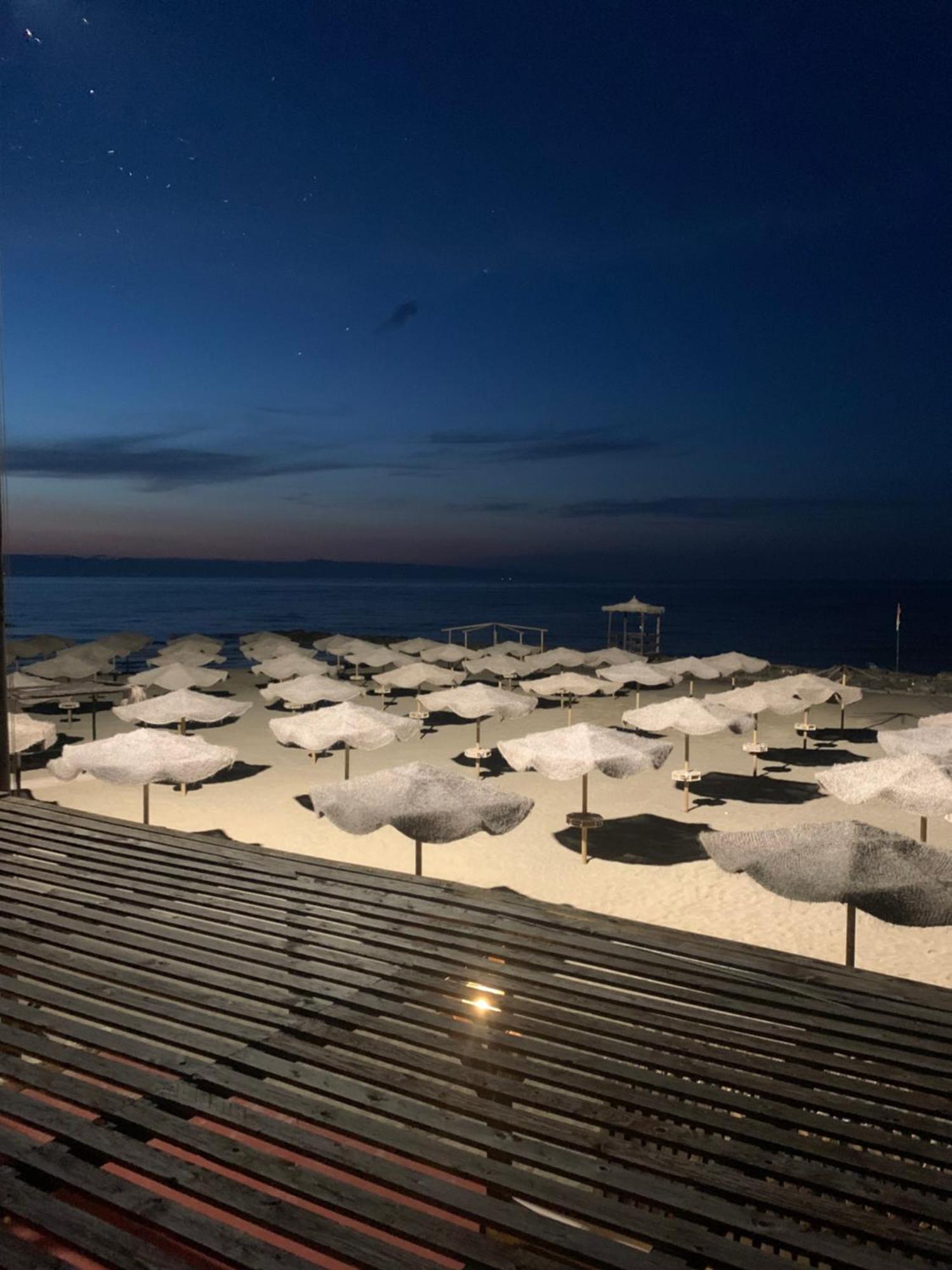 Villaggio Turistico La Baia Degli Angeli Margherita Di Savoia Luaran gambar